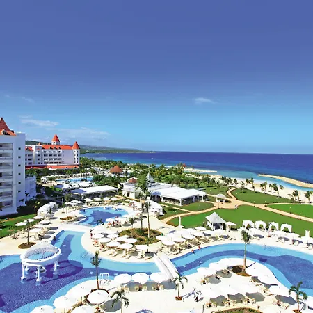 Bahia Principe Luxury Runaway Bay (Adults Only)